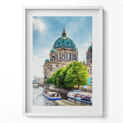 Függőleges kép keretben Dóm és csónakok a vízen