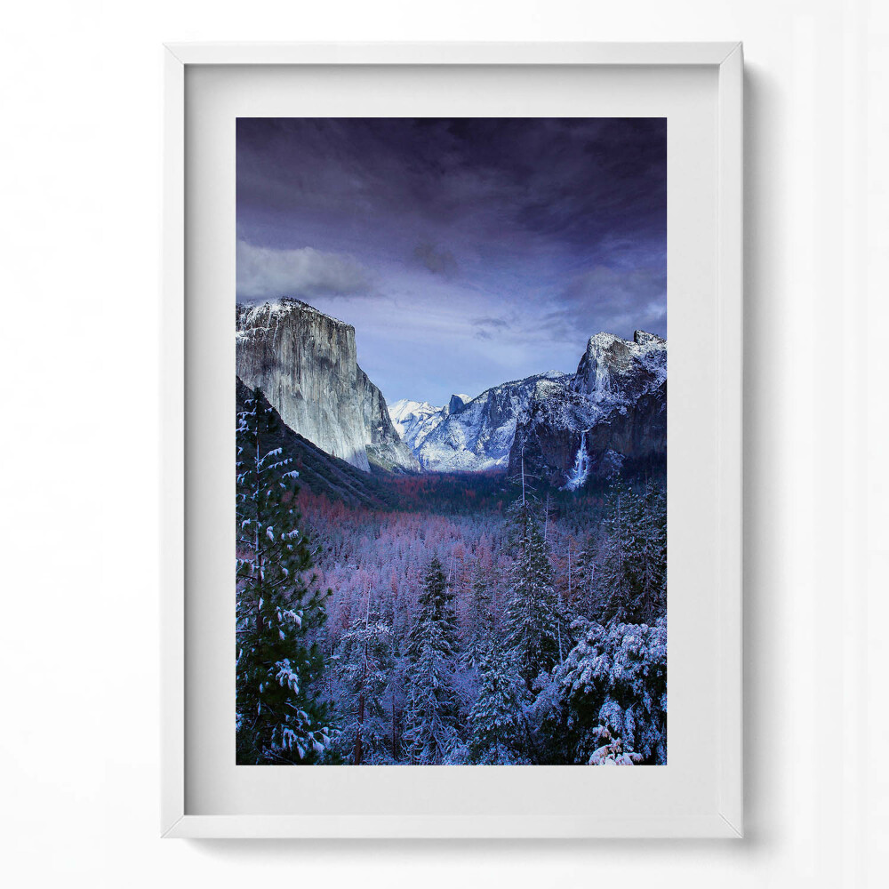 Függőleges kép keretben Téli hegyvidéki táj