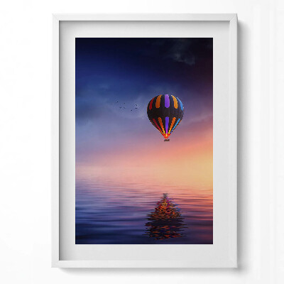 Függőleges kép keretben Légballon a naplementében