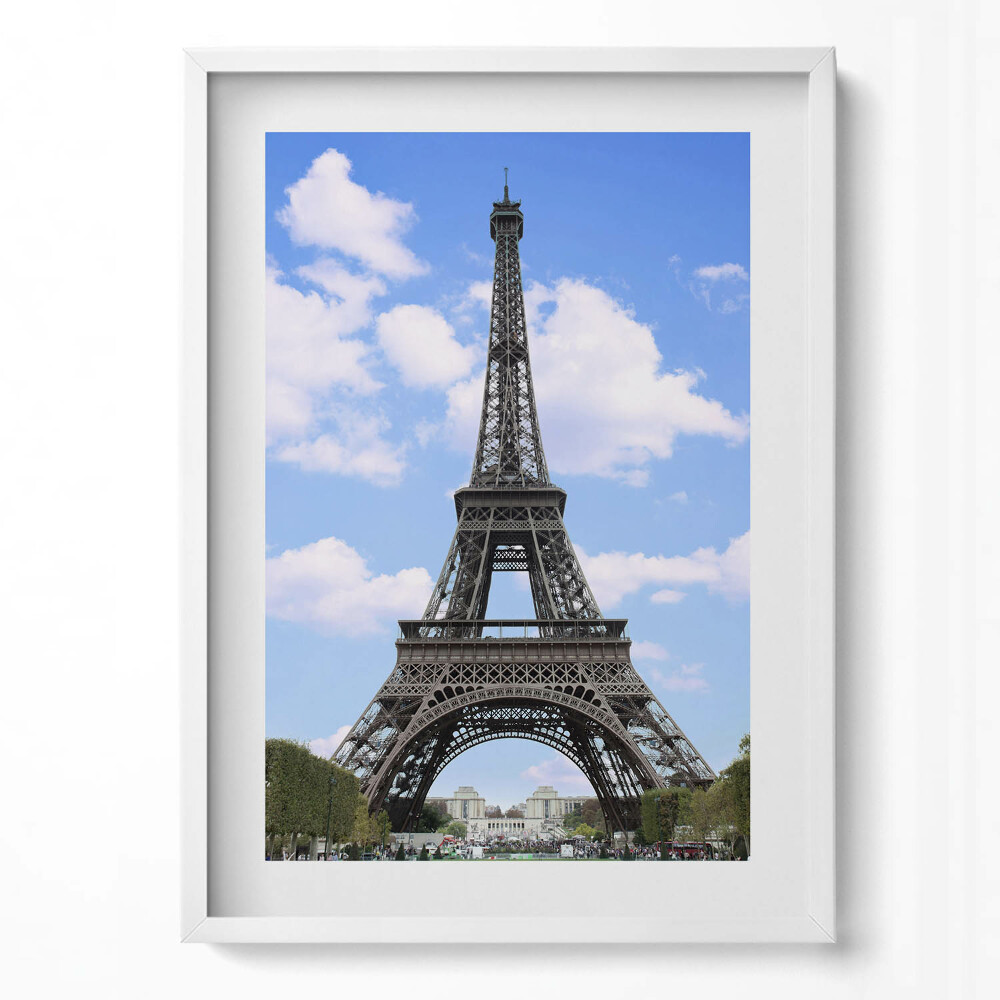 Függőleges kép keretben Eiffel-torony kék éggel