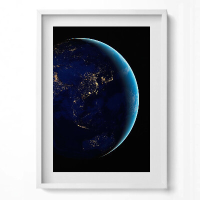 Függőleges kép keretben Föld bolygó éjszakai látképe