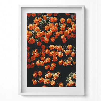 Függőleges kép keretben Narancssárga virágok tömege