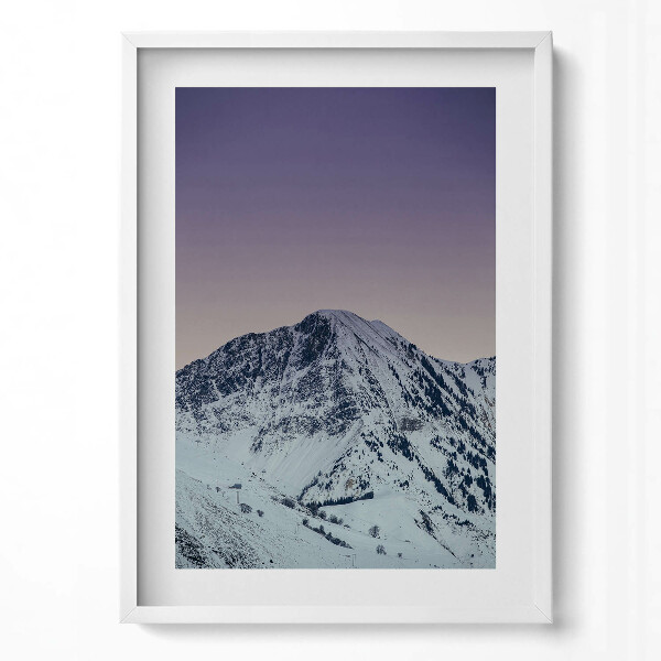 Függőleges kép keretben Havas hegy csodás tájjal