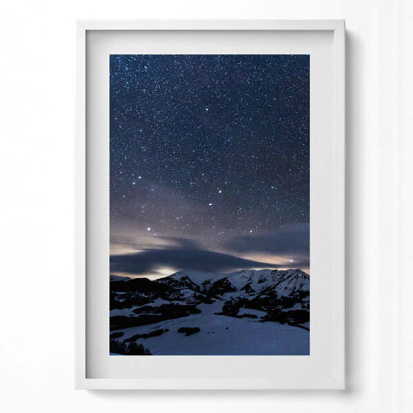 Függőleges kép keretben Csillagos égbolt hegyek felett