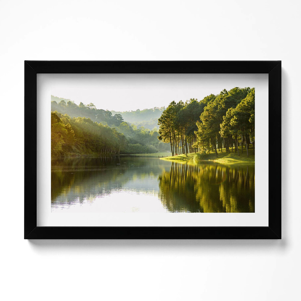 Kép keretben Zöld folyami táj