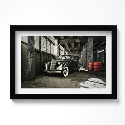 Kép keretben Klasszikus autó egy régi gyárban