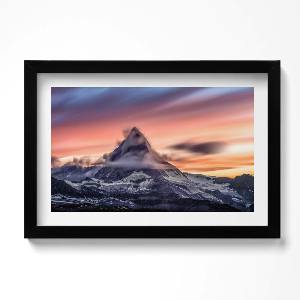 Kép keretben Magányos hegy naplementében