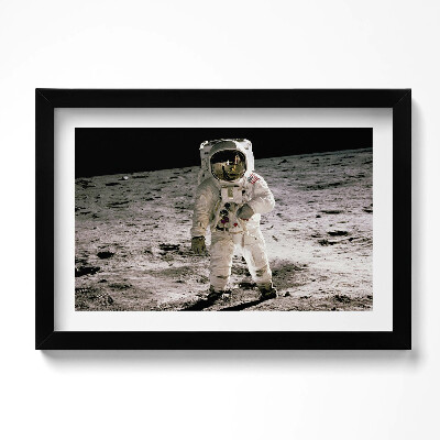Keretezett kép Első ember a Holdon - NASA fotó NASA fotó