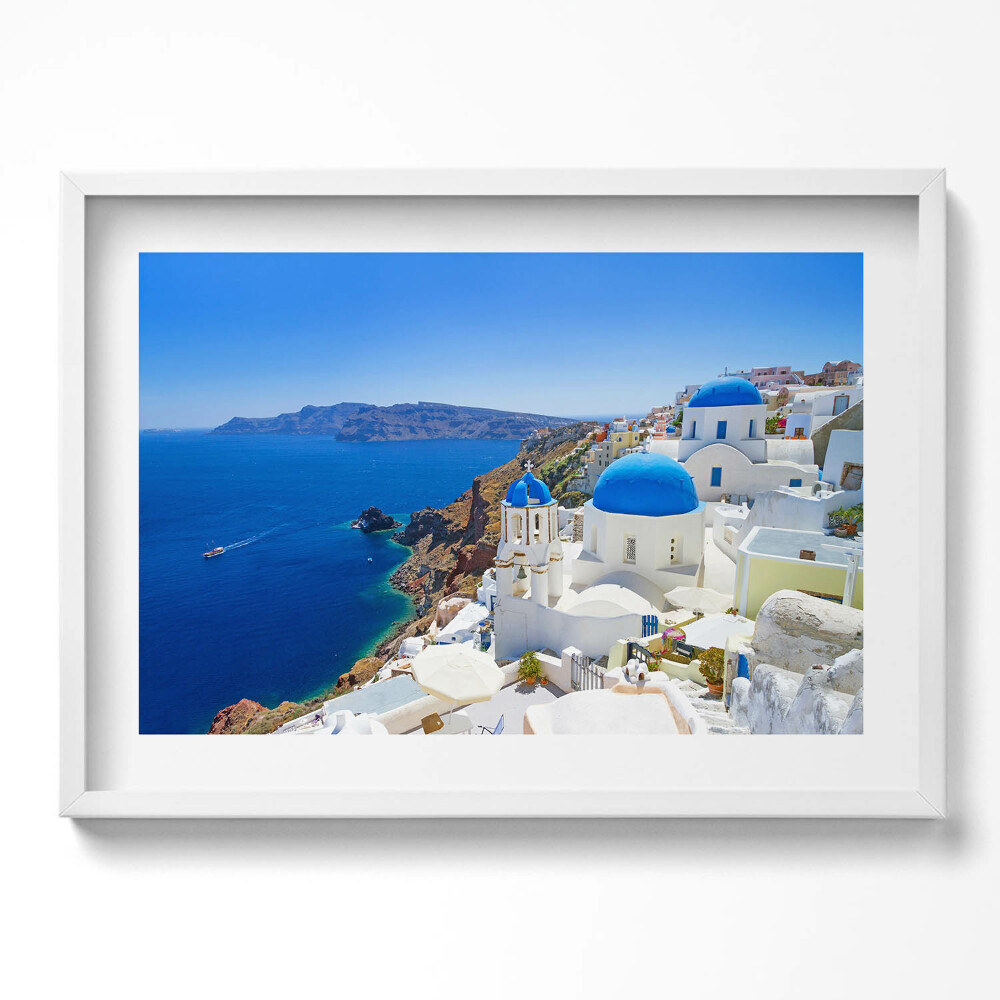 Kép keretben Kék kupolás templom tengerparti táj