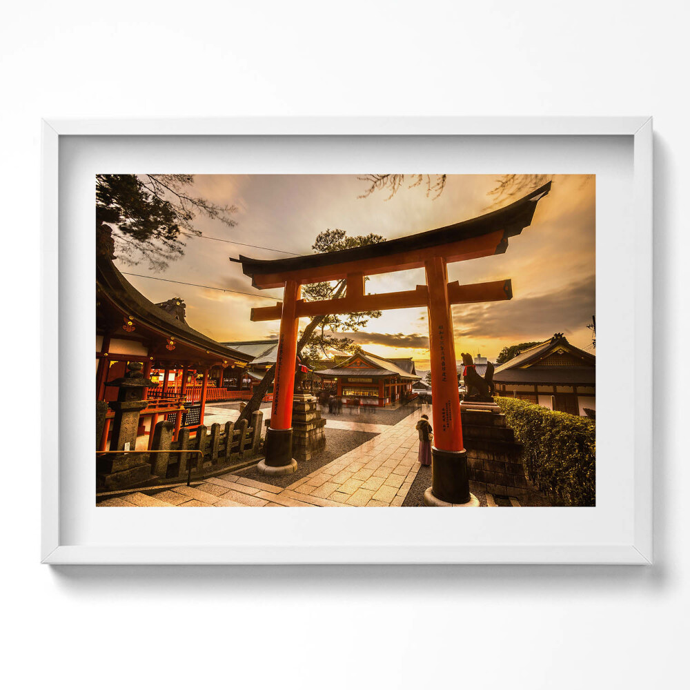 Kép keretben Torii kapu japán templom