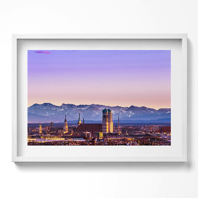 Kép keretben Városi táj hegyek háttérben