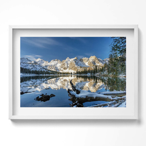 Kép keretben Hegyek és tükörsima tó