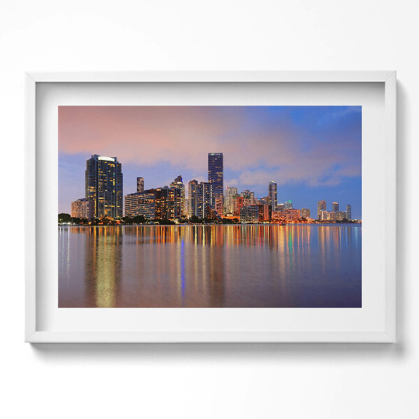 Kép keretben Városi táj vízparti fények