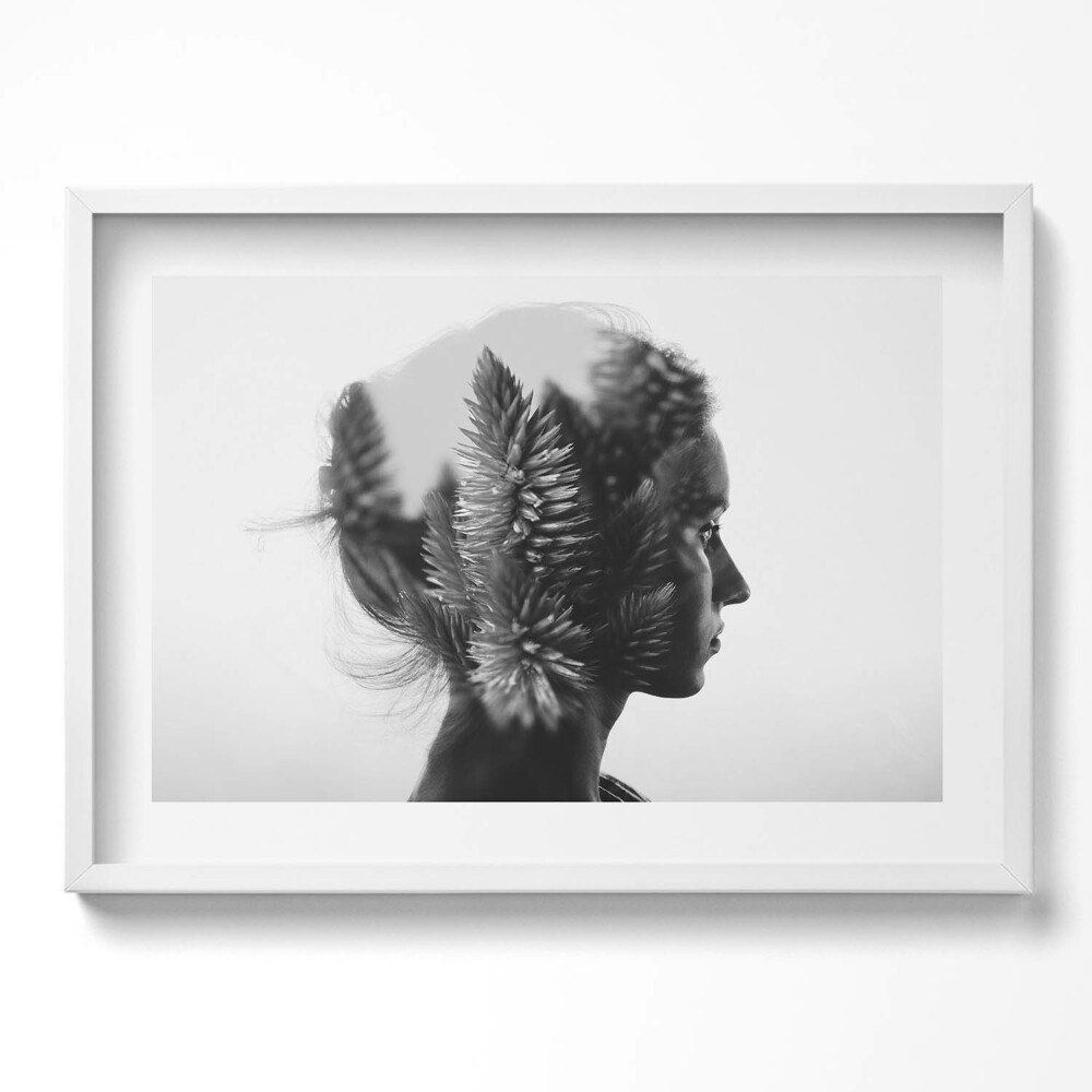 Kép keretben Női profil növényi motívum