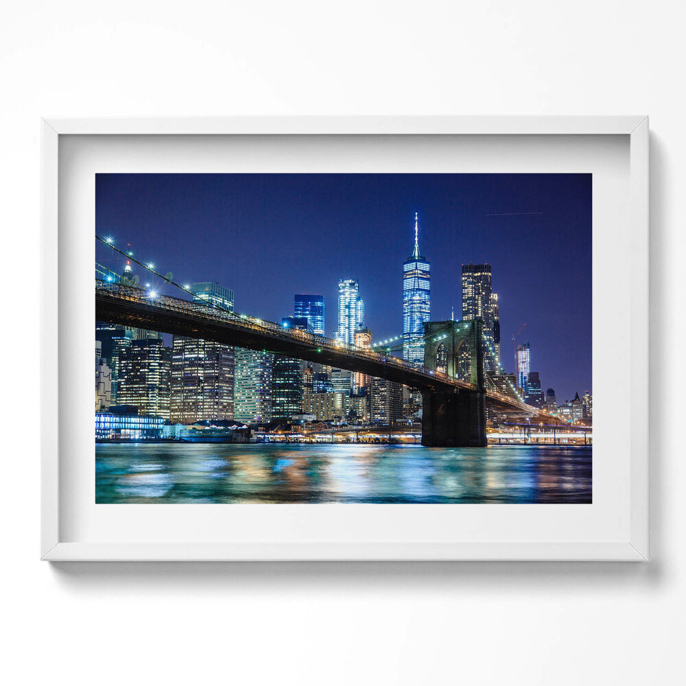 Kép keretben Éjszakai városi táj híd és felhőkarcolók