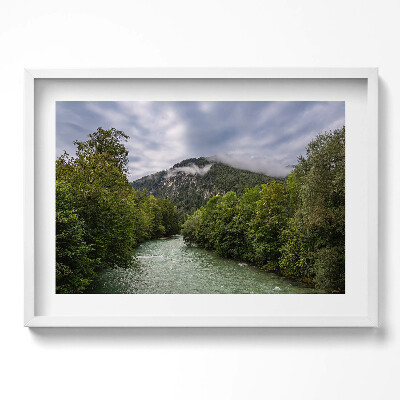 Kép keretben Hegyek és folyó táj