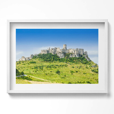 Kép keretben Várhegy zöld dombon