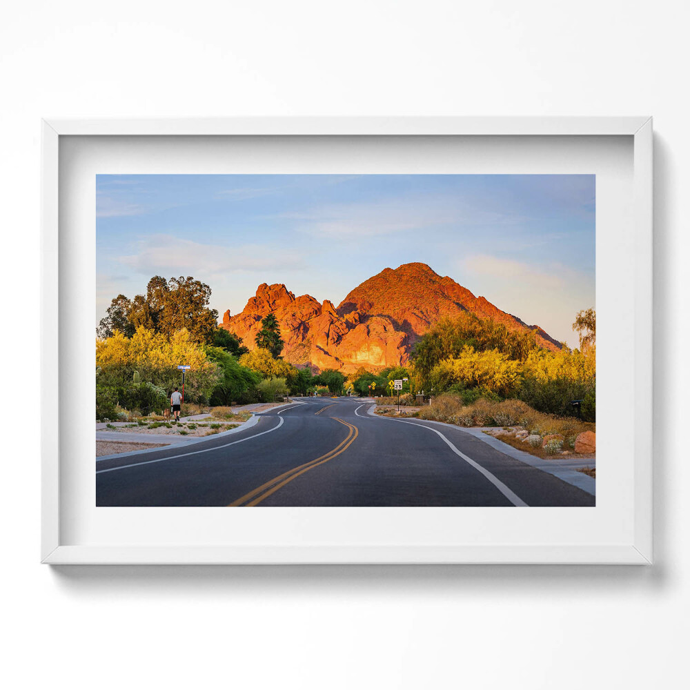 Kép keretben Hegyek és kanyargós út