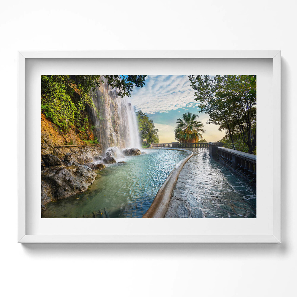 Kép keretben Vízesés és trópusi táj