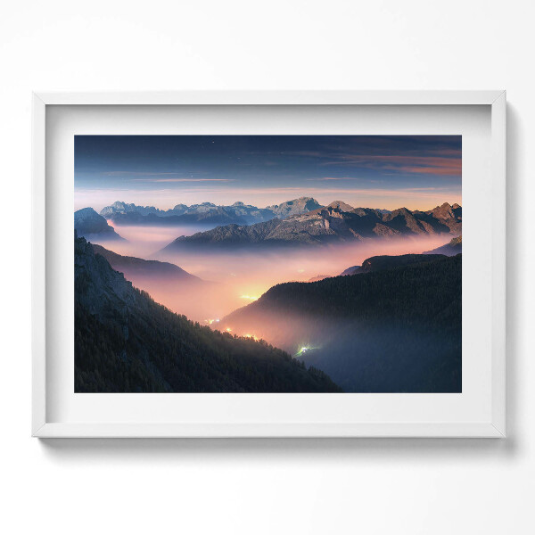 Kép keretben Hegyek és ködös völgy