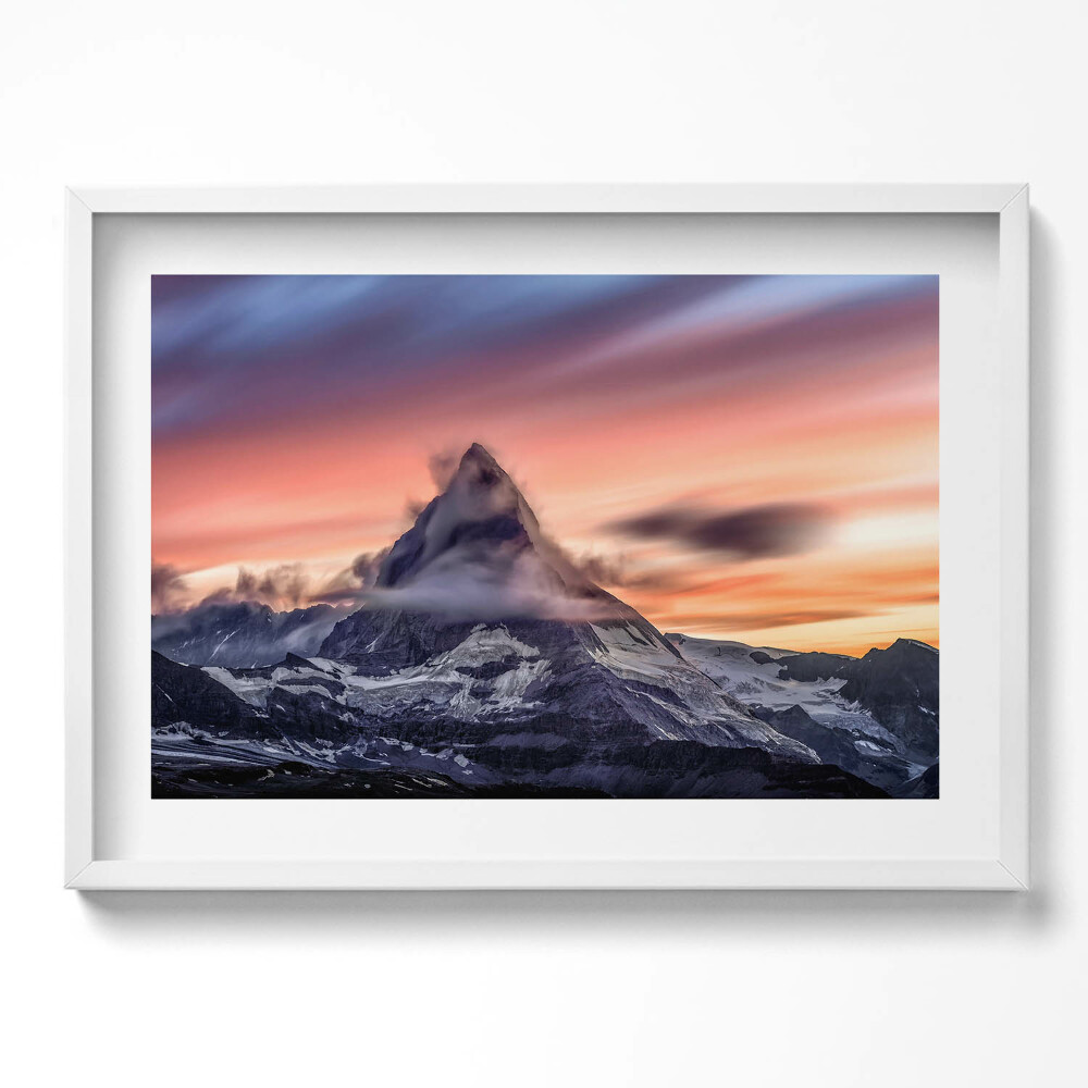 Kép keretben Hegyi táj naplementében