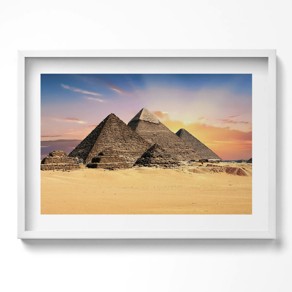 Kép keretben Ókori piramisok sivatagban