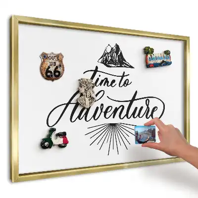 Mágneses tábla utazási mágnesekhez fekete-fehér kalandszlogennel
