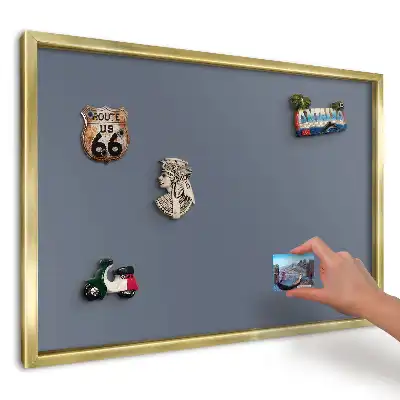 Mágneses emléktábla elegáns monokróm dizájnnal