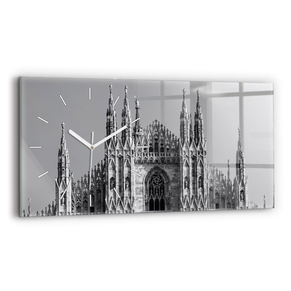 Üvegóra vízszintesen Duomo Di Milano székesegyház