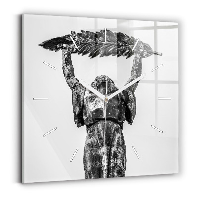 Szögletes fali üvegóra Szabadságszobor Budapesten